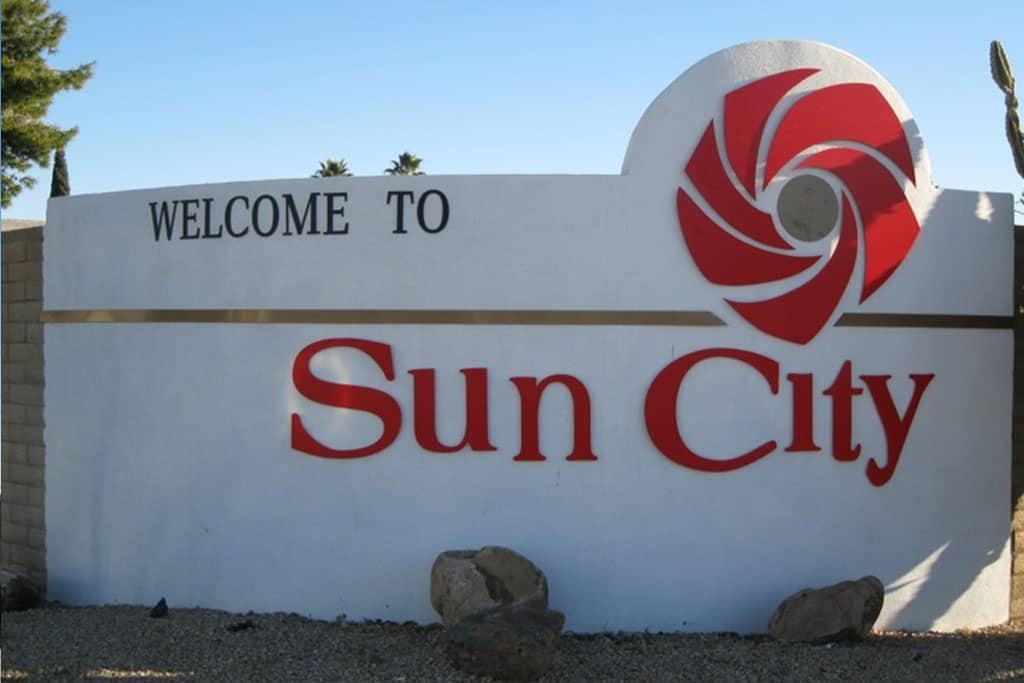 welcome to Sun City Arizona sign